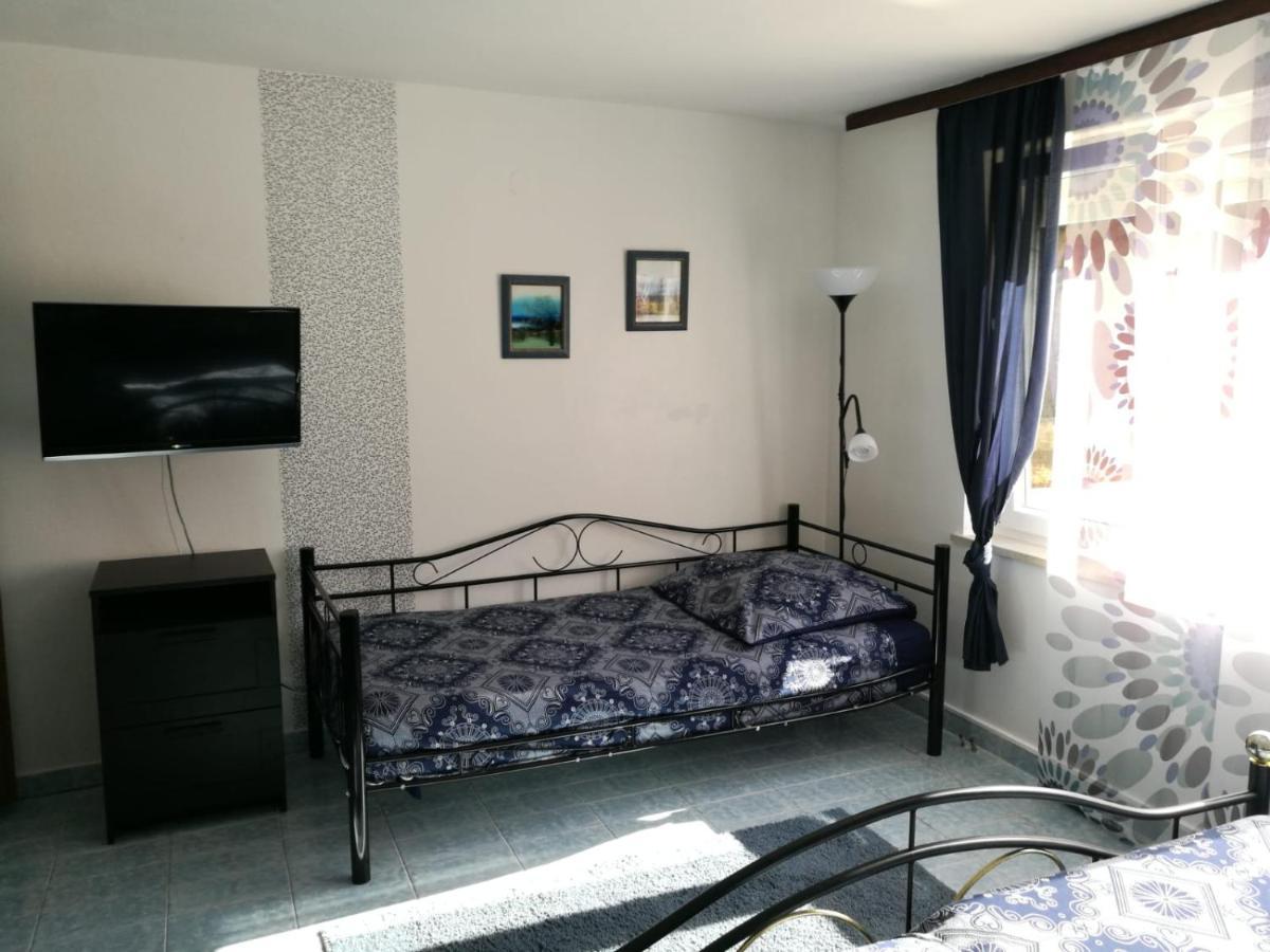 ורסאר Ferienhaus Bozena Appartment 2 מראה חיצוני תמונה